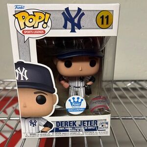 Funko Sports Legends Funko Exclusive Vinyl Figure Derek Jeter #11 - VAULTED!!